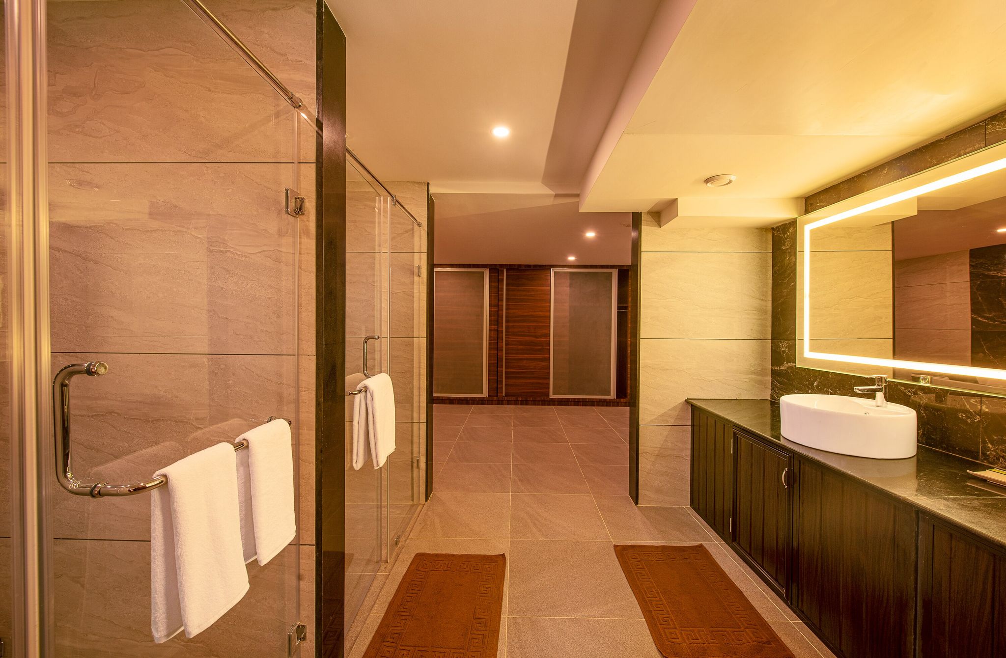 Standard King Bed Room