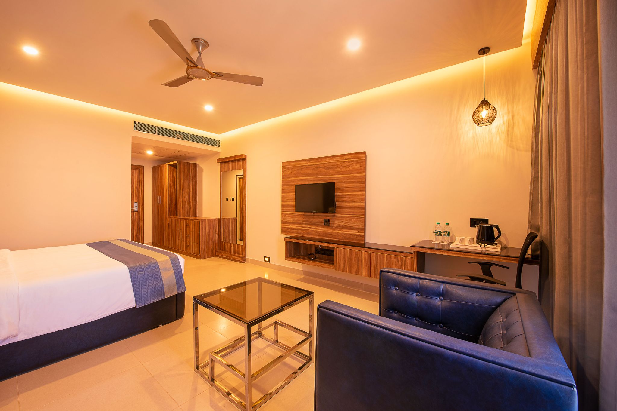 Hotel Home Town Galeria