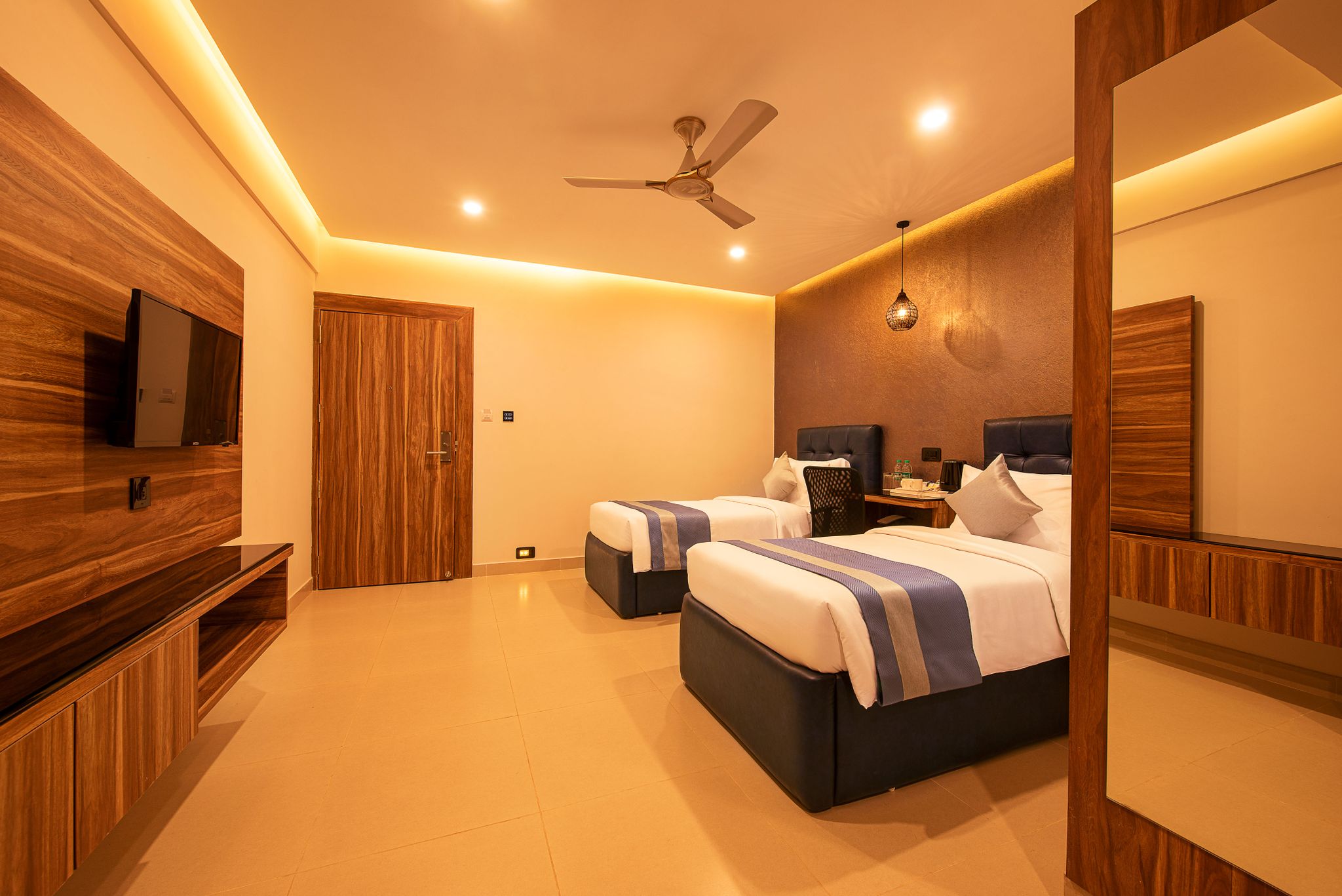 Home Town Galeria Standard Twin Bed Room 3