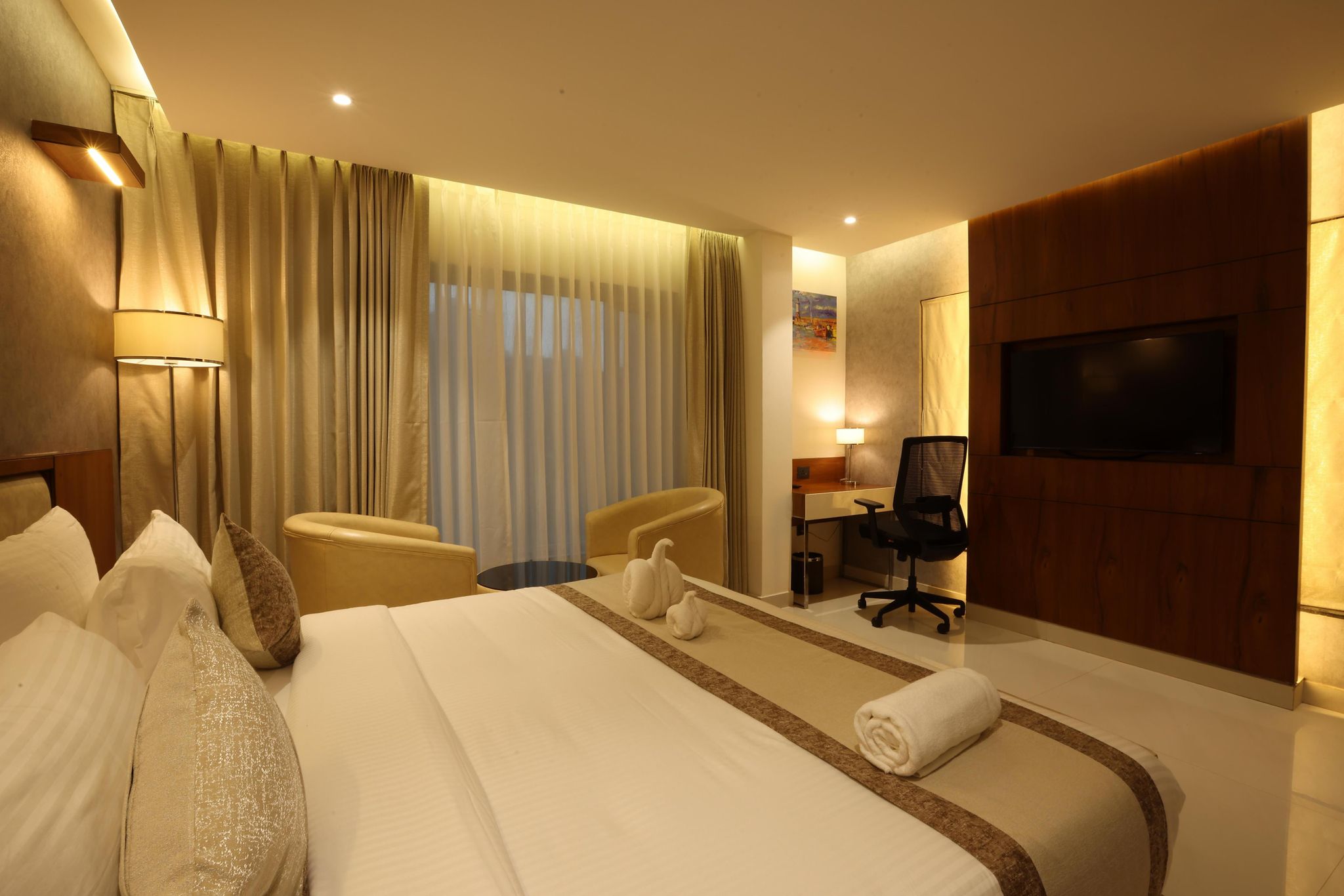 Royal Plaza Suites by RAK Rooms  Deluxe Double Room 3