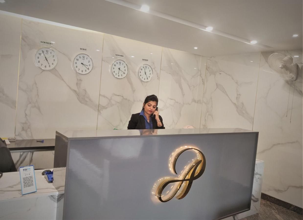 Adyar Plaza Inn by RAK Rooms