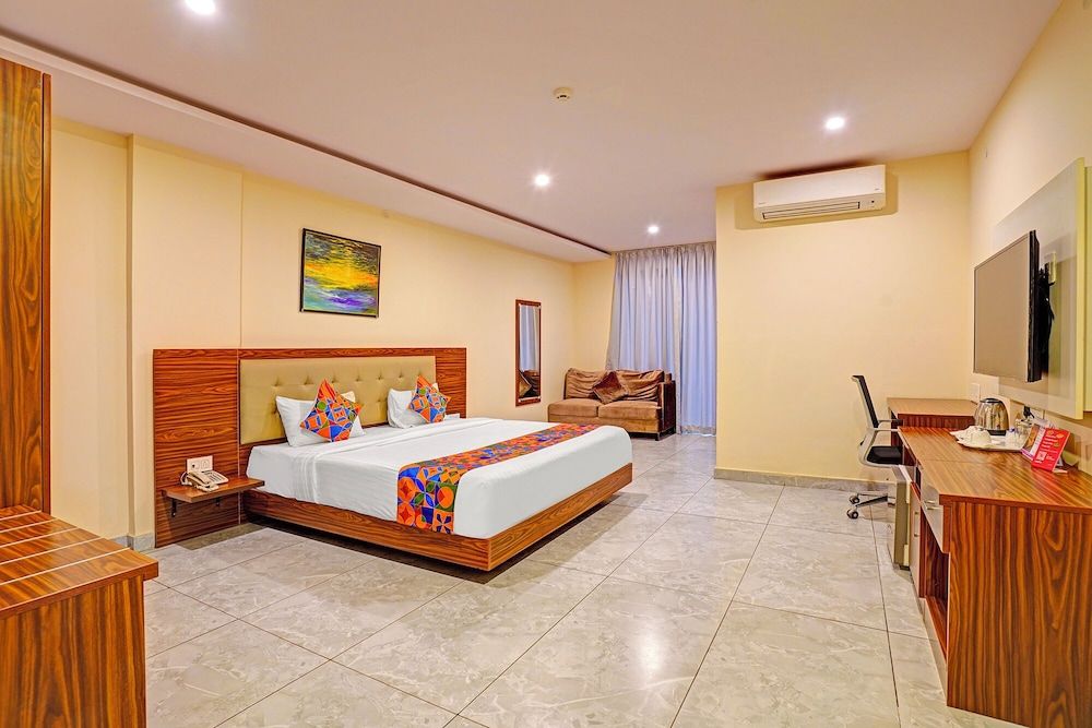 Fabhotel Millennials Premium Room 3
