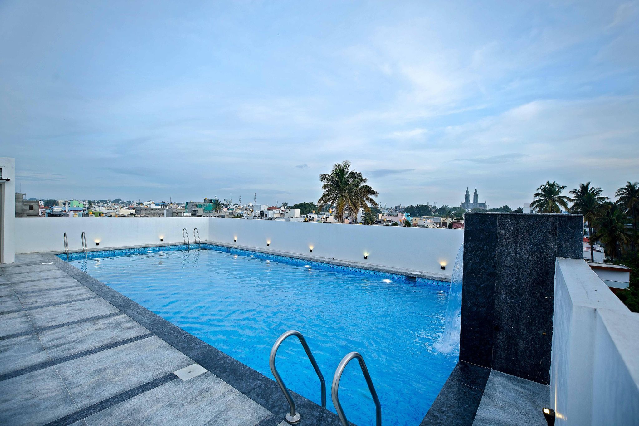 LIVAANA Vivaana Premium 7