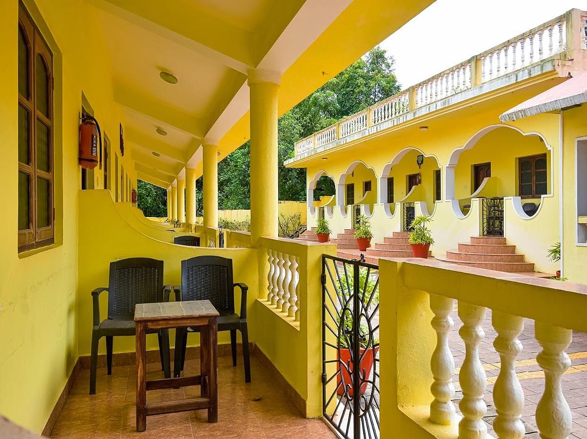 YoYo Goa Cottages Deluxe A/c Room 7