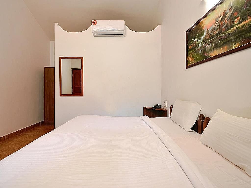 YoYo Goa Cottages Deluxe A/c Room 3