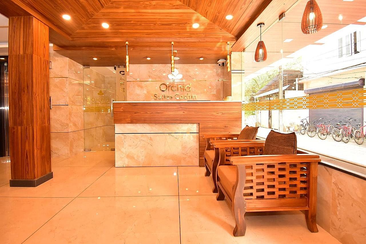 Food & Dining