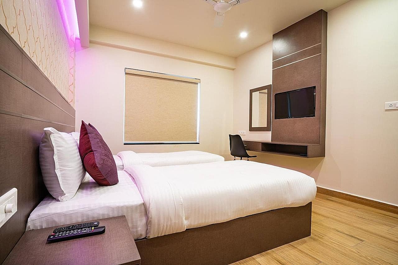 Lavender Infopark Kochi Standard Room 2