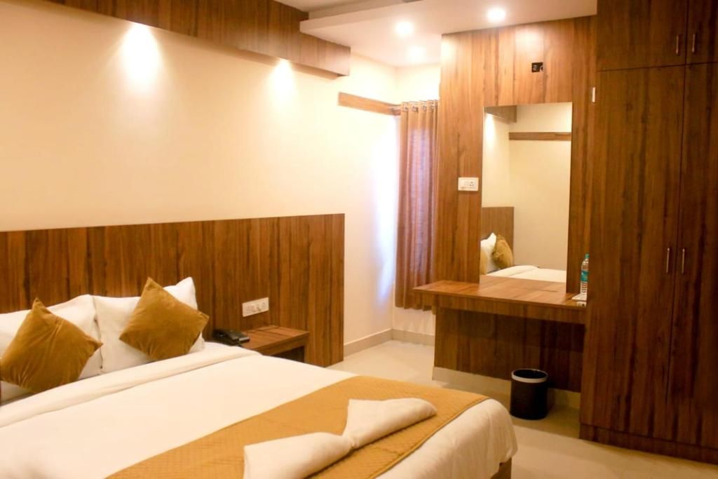 Hotel Sakura Inn Standard Double Room 2