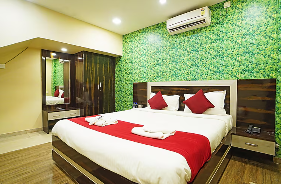 Gharana Hotel & Resort Suite Room