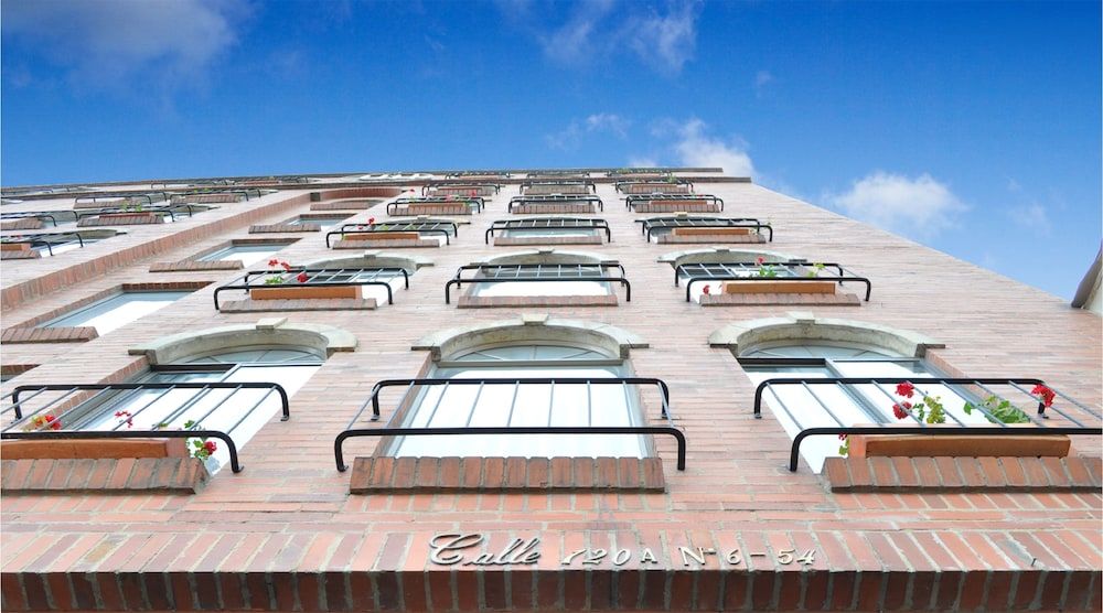 undefined Hotel Hill House 7