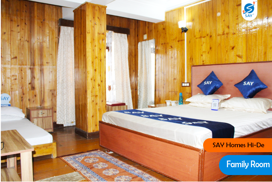 Say Homes Hi De Stay Family Room 6