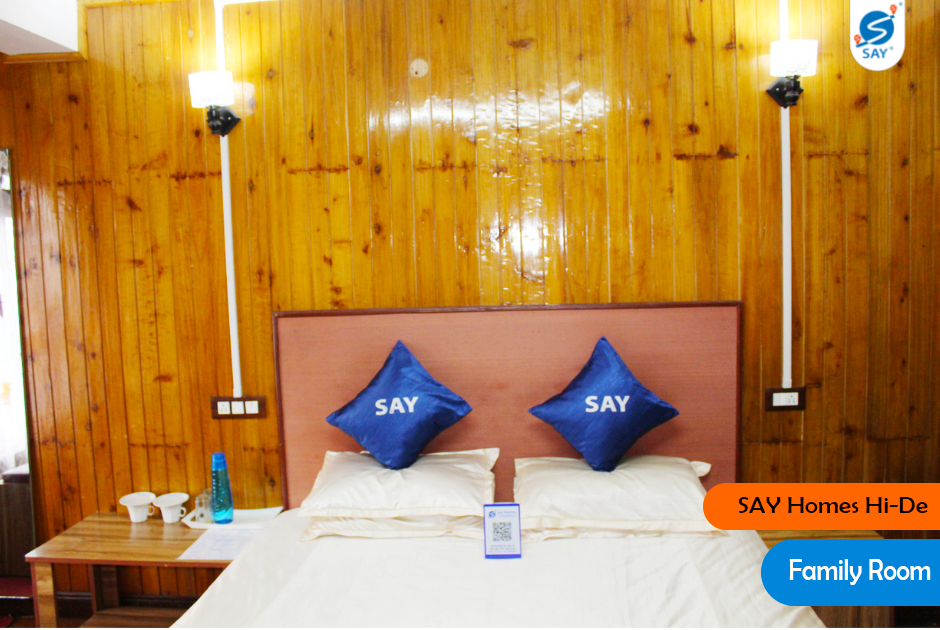 Say Homes Hi De Stay Family Room 4