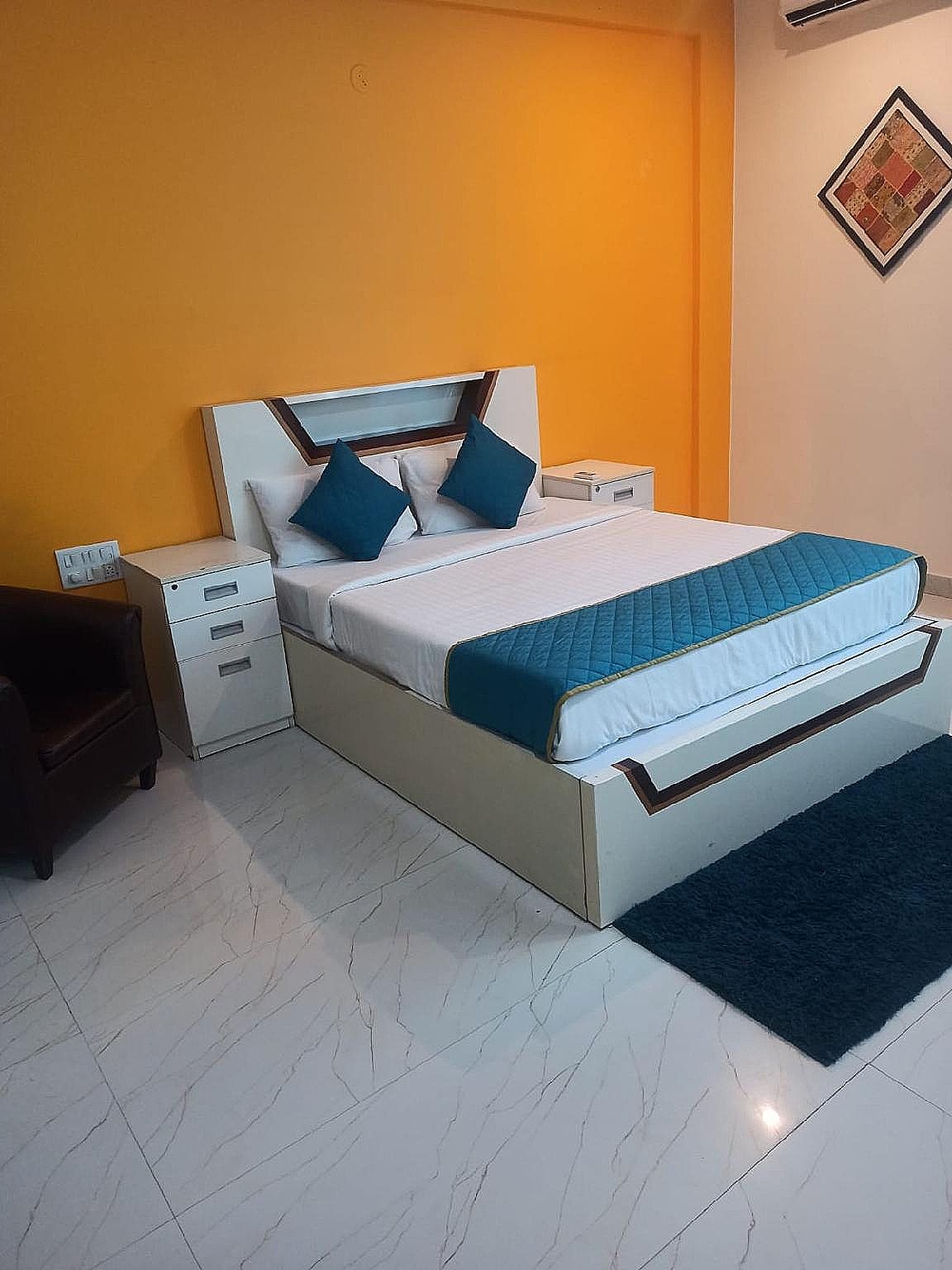 Airport Residency Hotel Classic Room 7