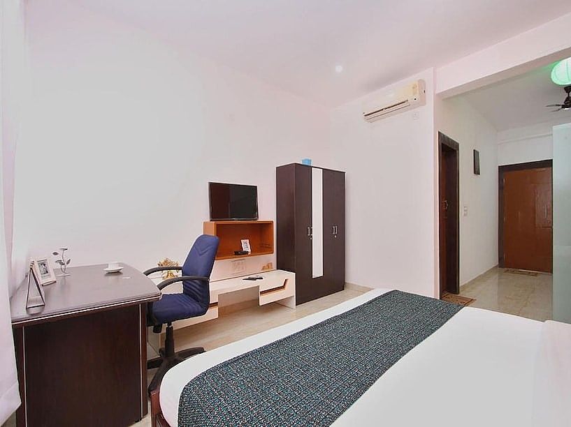 Airport Residency Hotel Classic Room 2