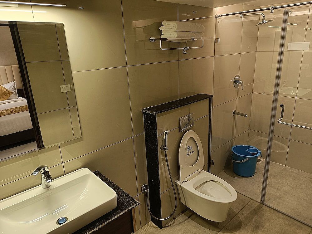 The Kings Park Grand Standard Twin 8