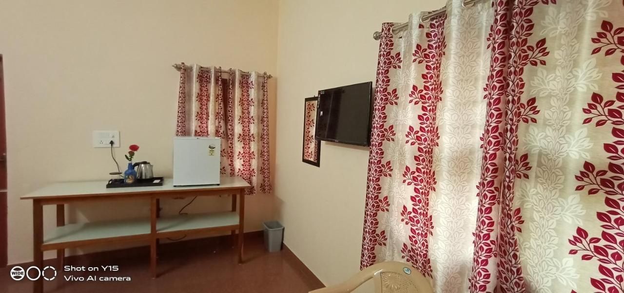 STAYMAKER Sunnys Serenity Quad Room (Max 4 occupancy) 4