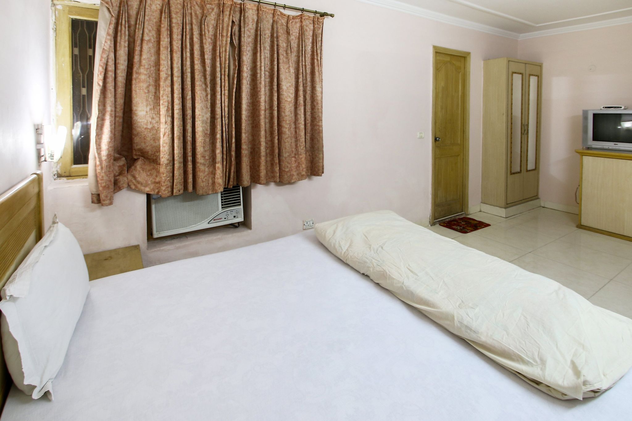 Hotel Shubham Holidays Double Bed Room 2