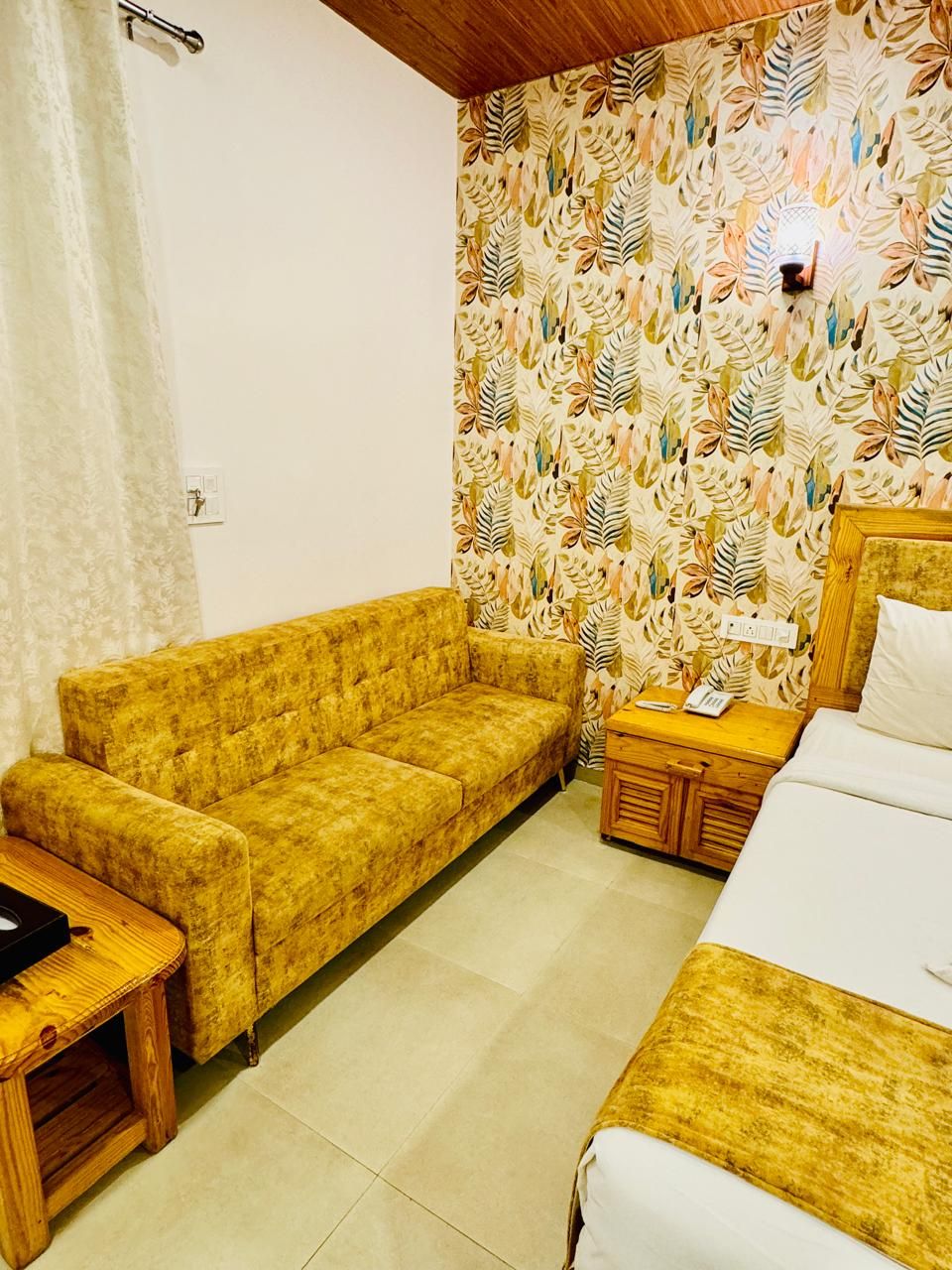 Maargit Beach Resort Super Deluxe Chalet (Minute Walk to the Beach) 7