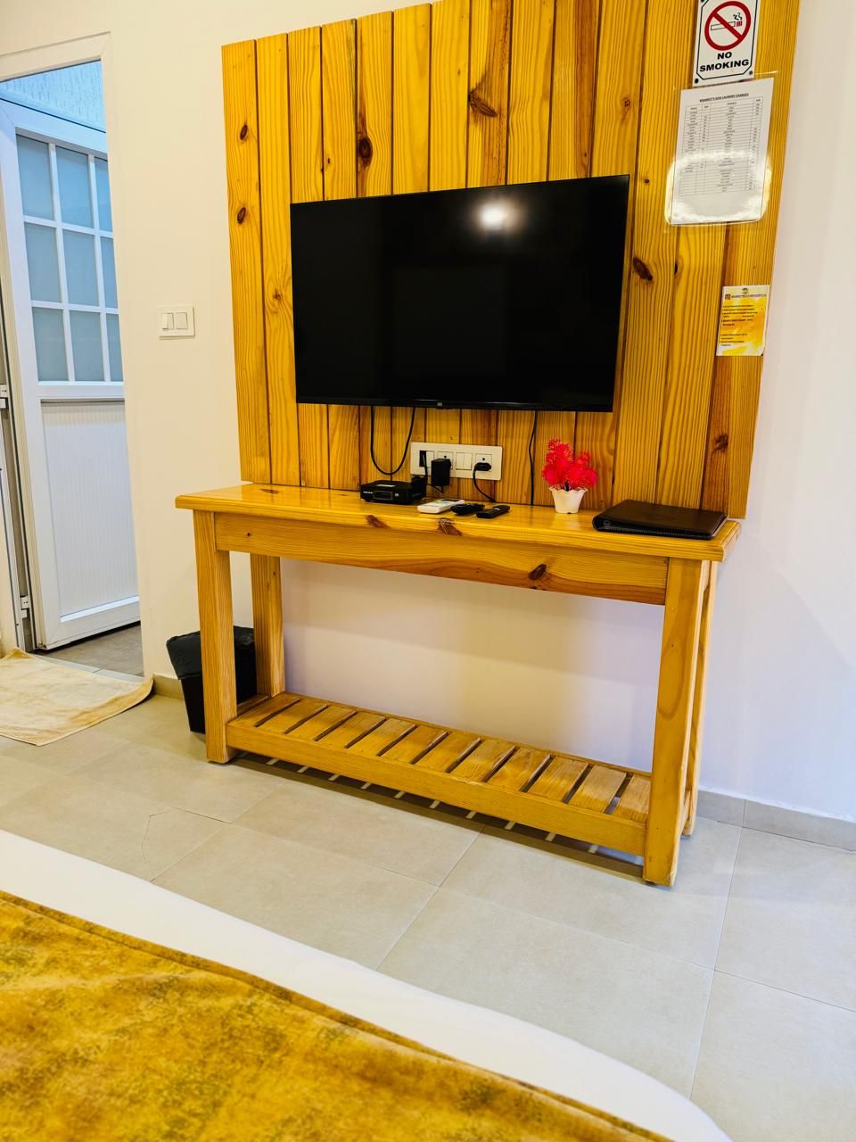 Maargit Beach Resort Super Deluxe Chalet (Minute Walk to the Beach) 18