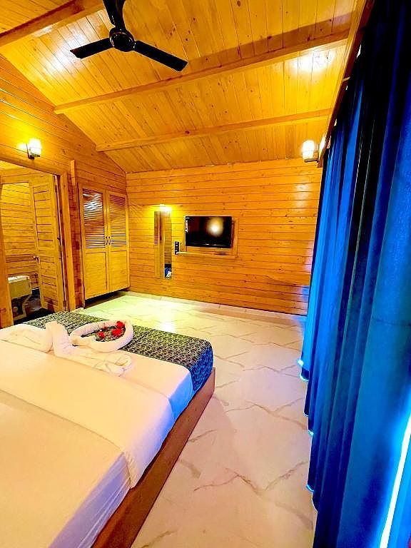 Coco Teros Resort Single Room Cottages AC  2