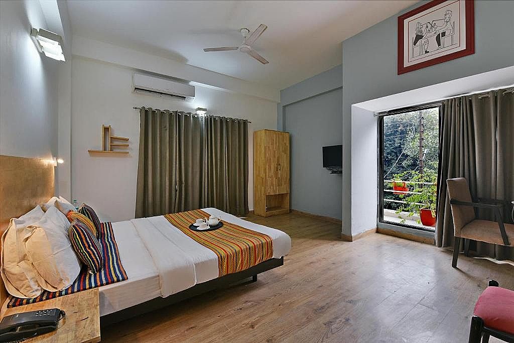 Hotel Admire Inn, Noida Sector 51 Standard Room 7
