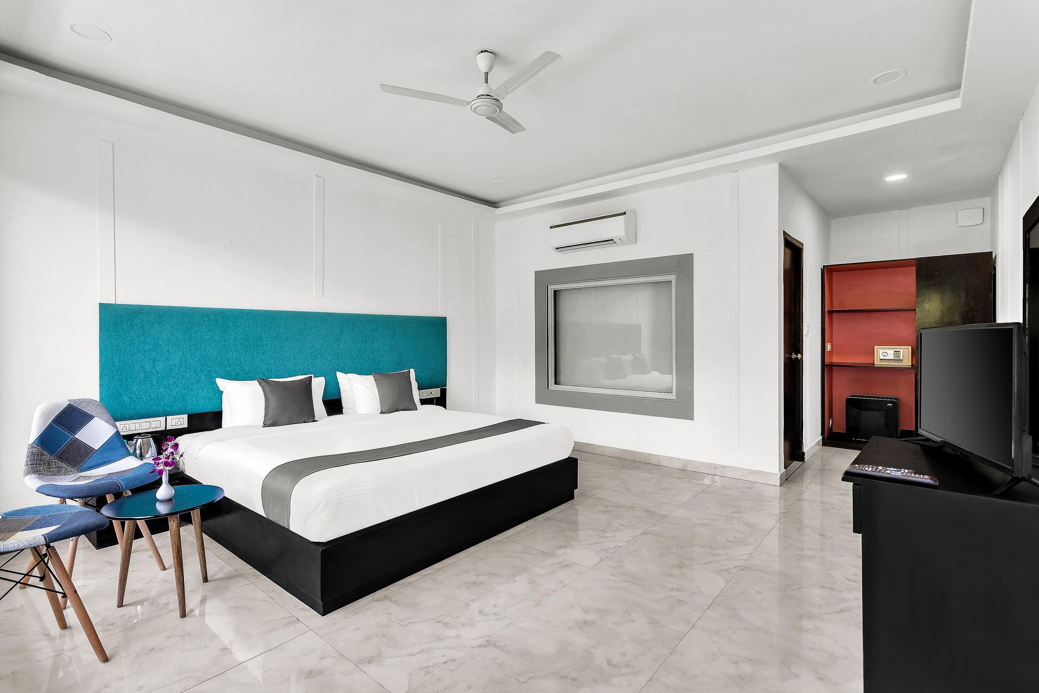 Koko Maya by Stone Wood Comfort Signature Room with Balcony 3