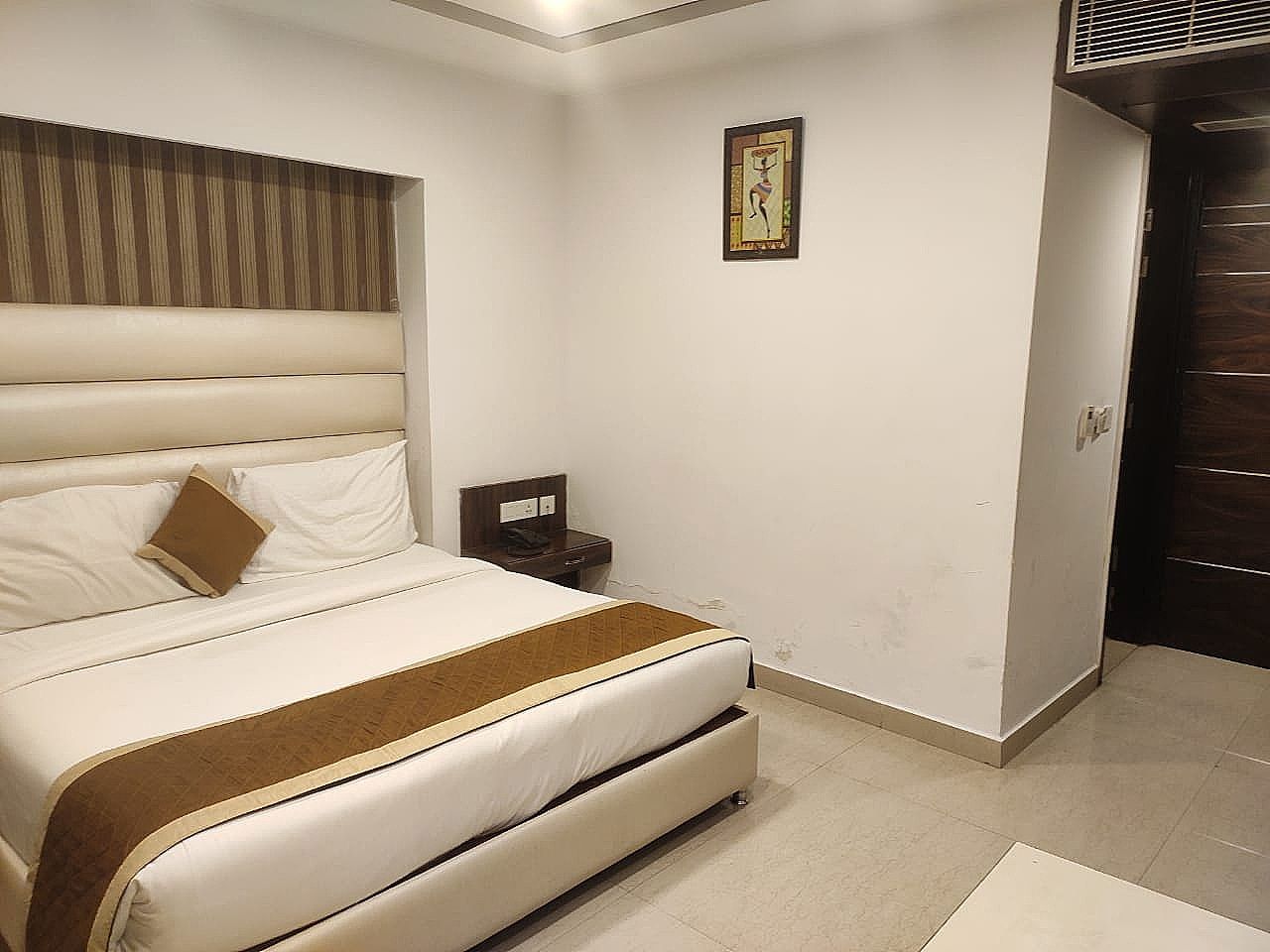 undefined Park Residency Pitampura 10