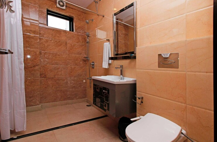 Park Residency Pitampura Standard Room 4