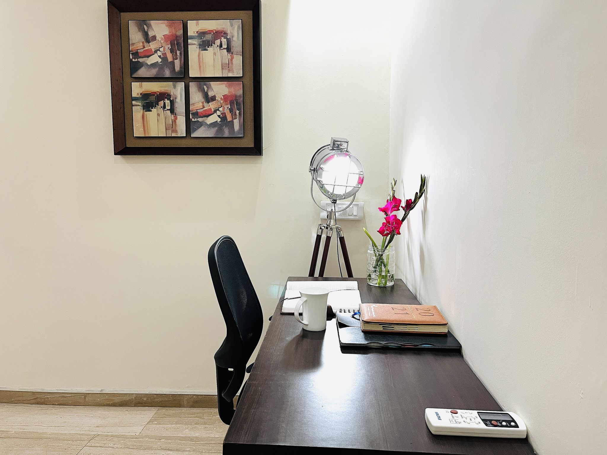 undefined BluO Modern 2 BHK Dlf Golf Course 3