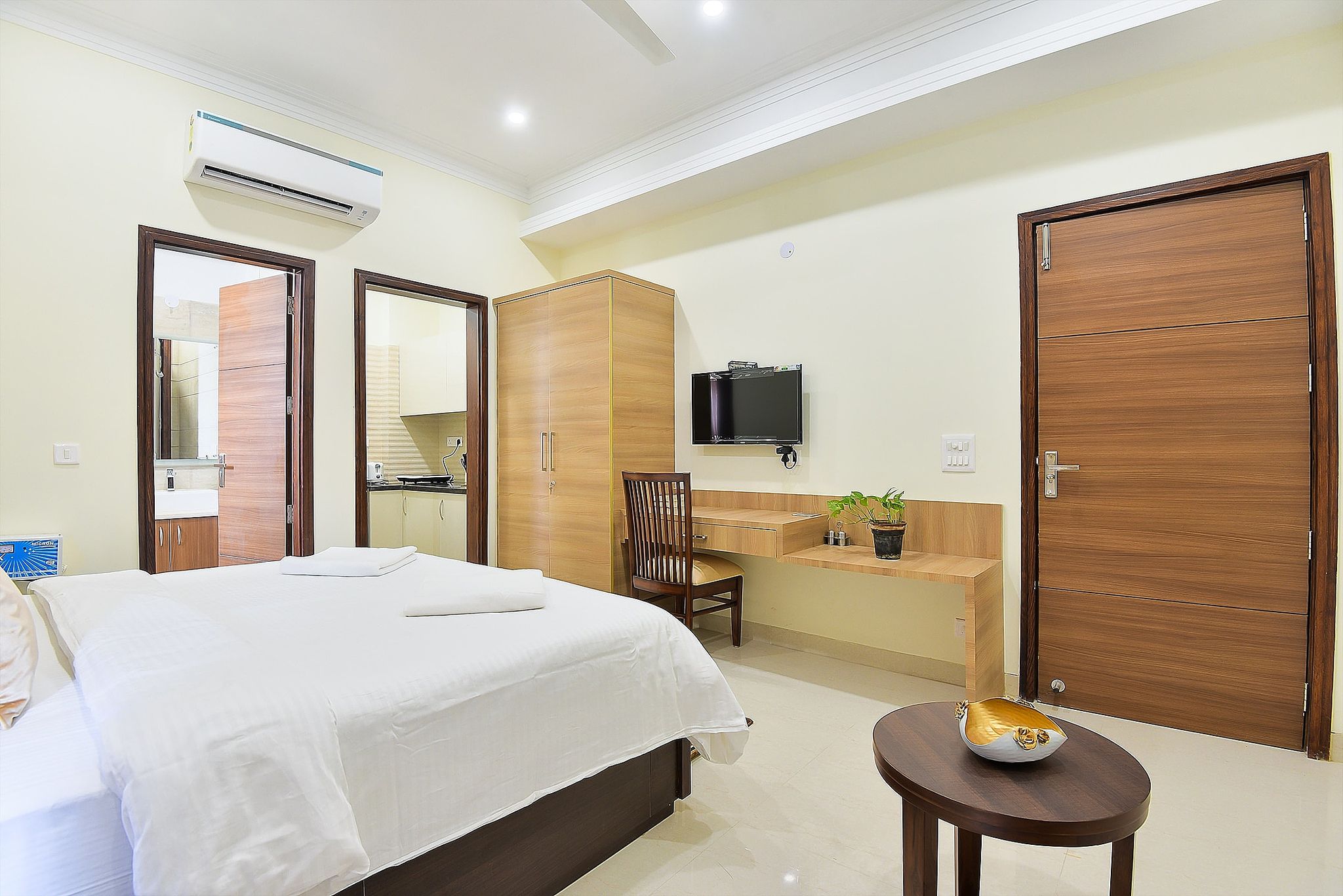 BluO Studio 4 Golf Course Road - Gym, Balcony, Lift Studio 3