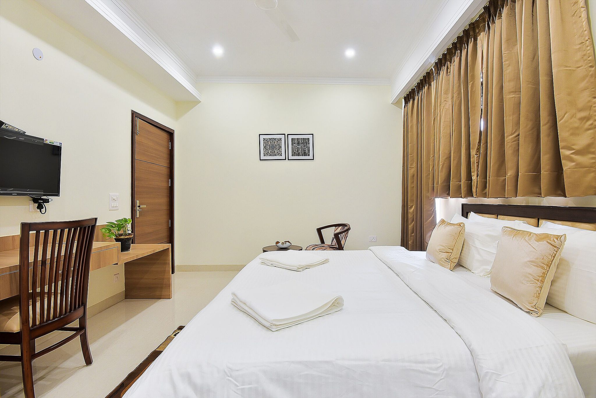 BluO Studio 4 Golf Course Road - Gym, Balcony, Lift Studio 2