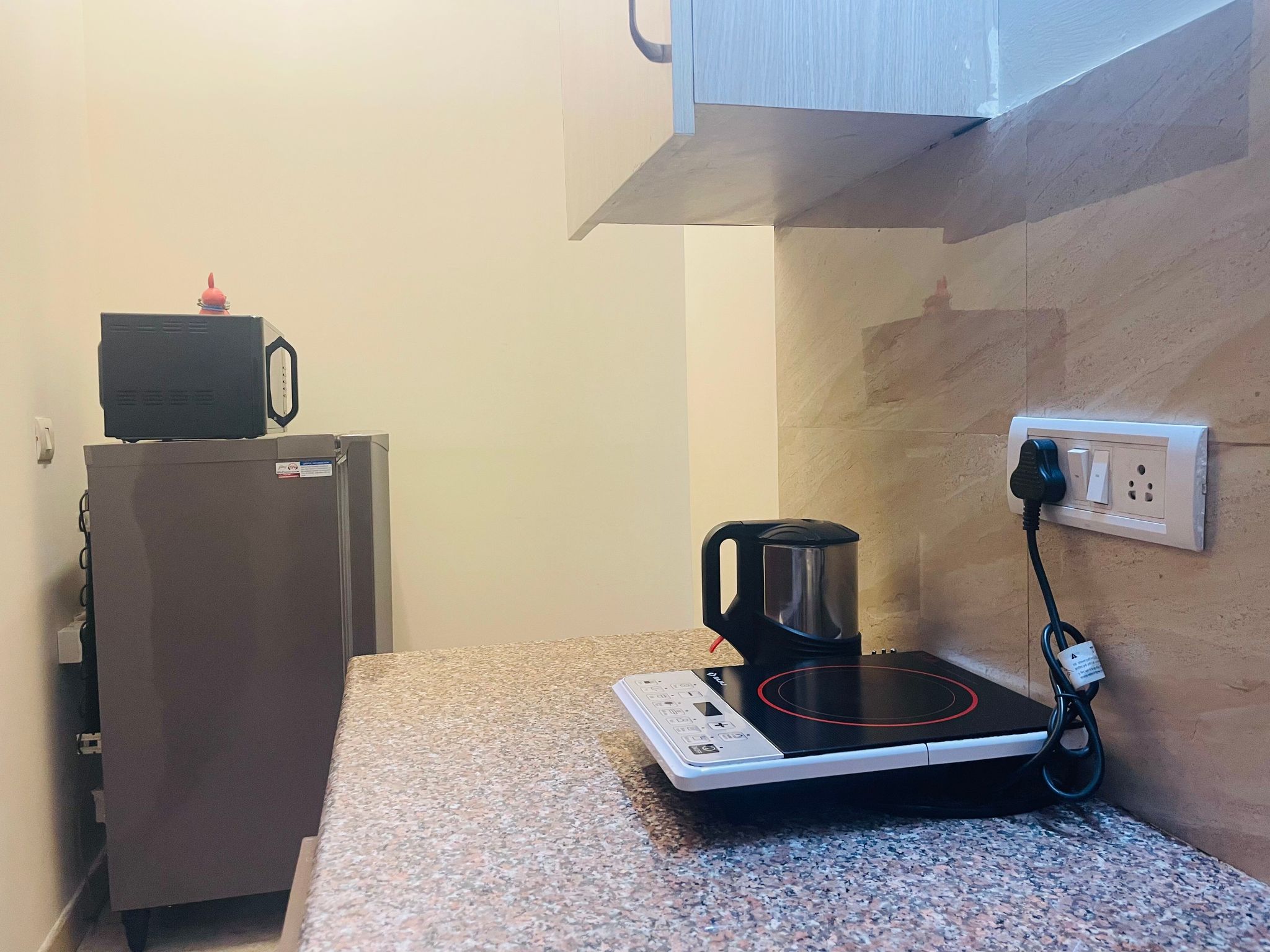 undefined BluO Modern Studio DLF Galleria Market 4