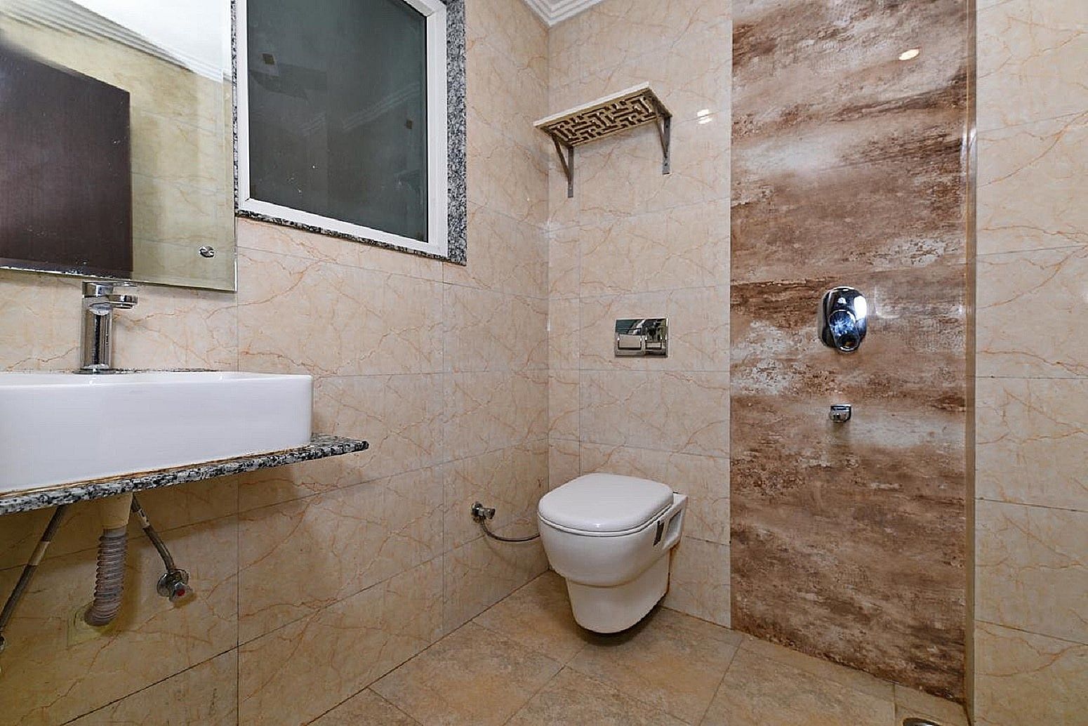 Deluxe AC Room - Delhi Local Id Accepted