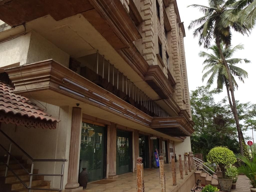 undefined Hotel La Grace 8