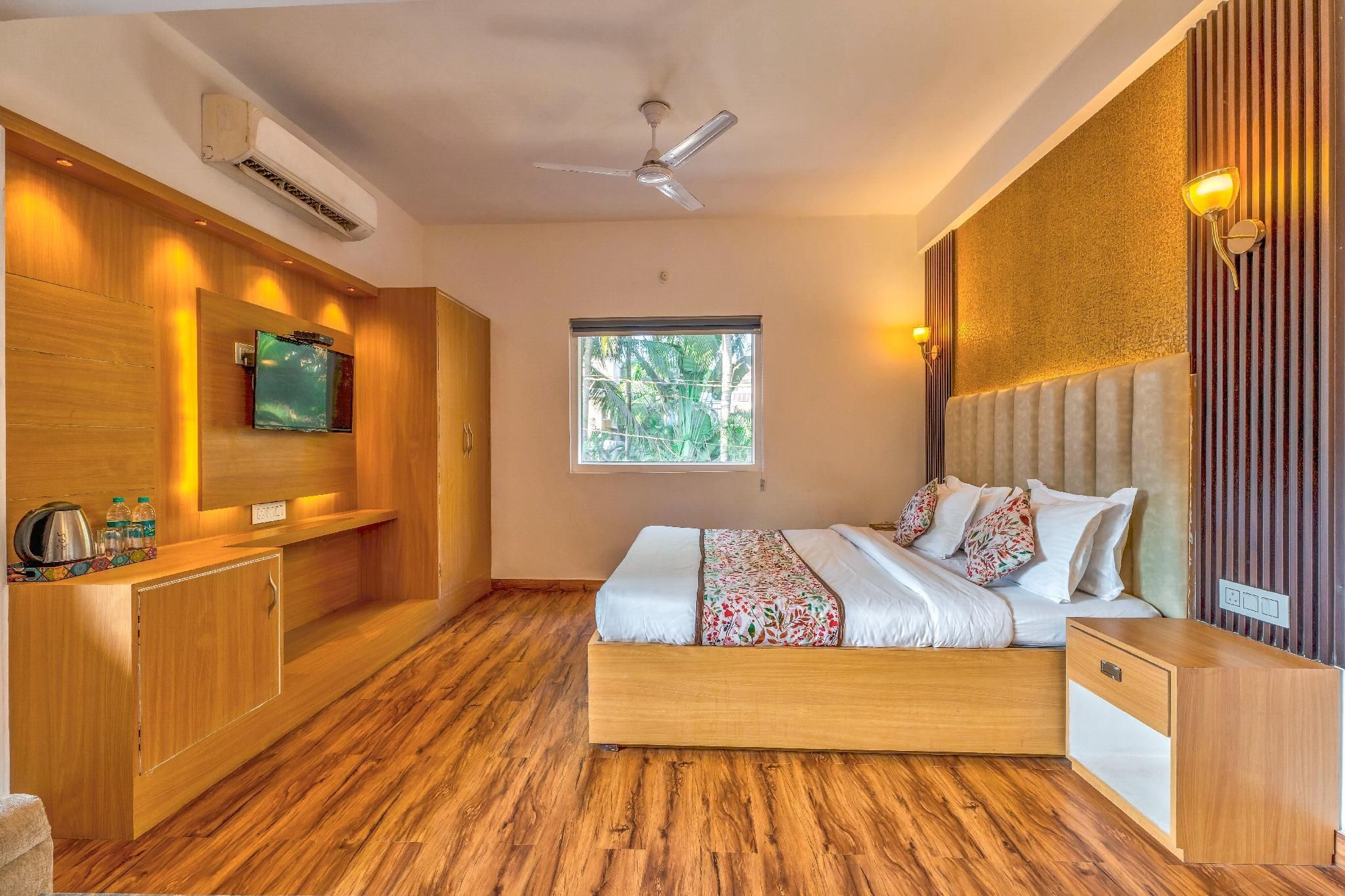 King Suite with Balcony