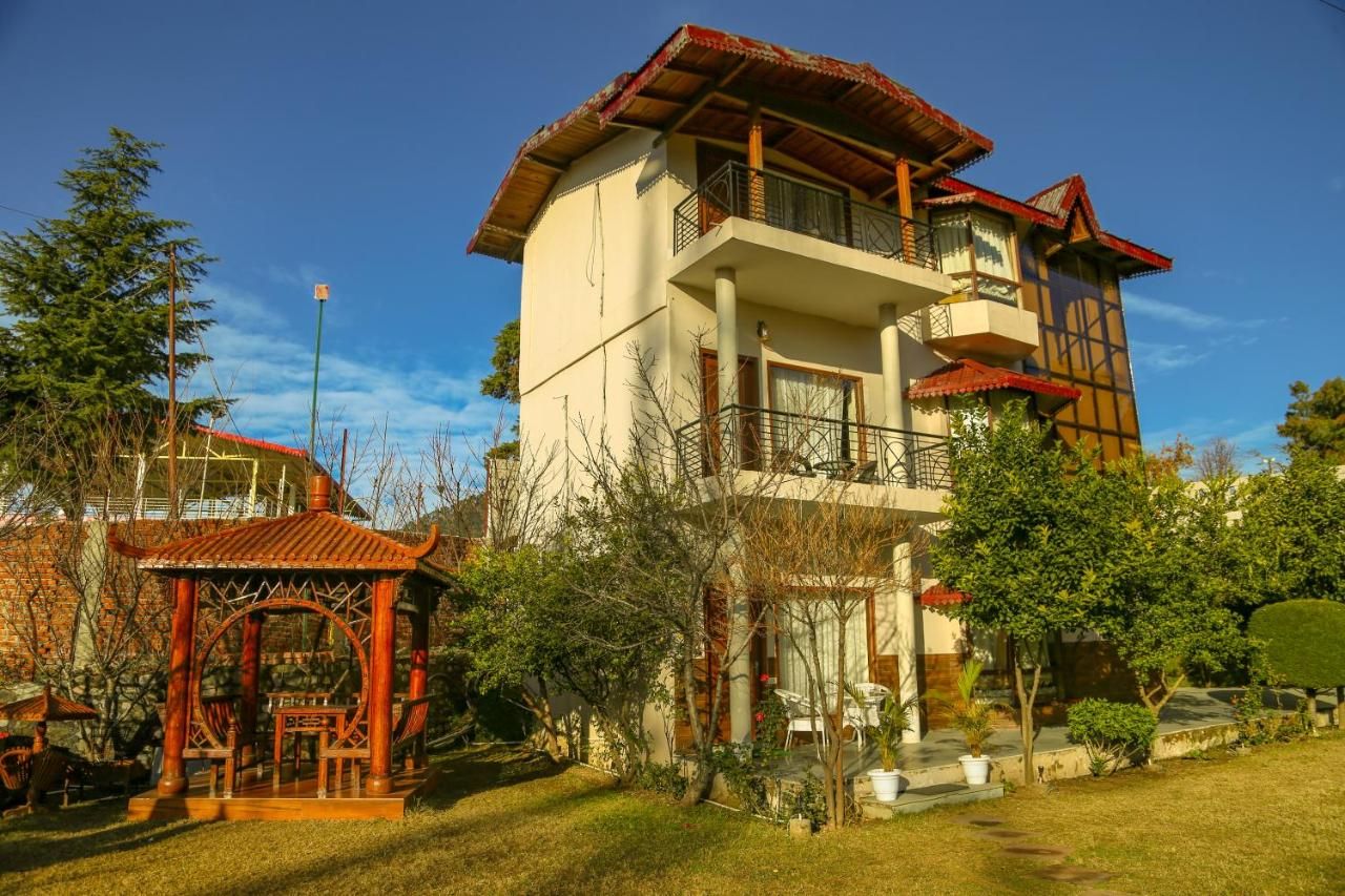 undefined Merak Resort 9