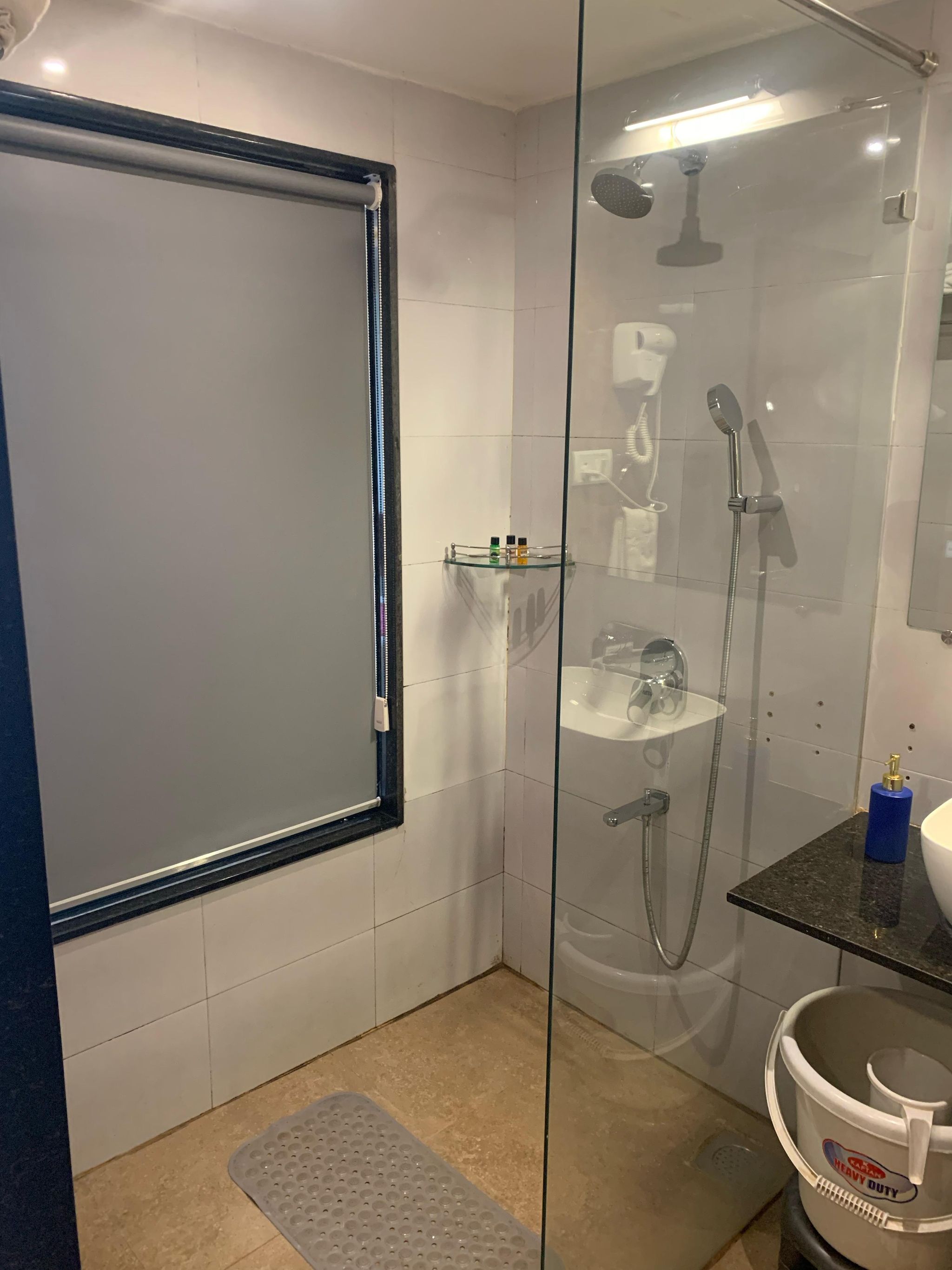 The Oak Resort Premium Room 6