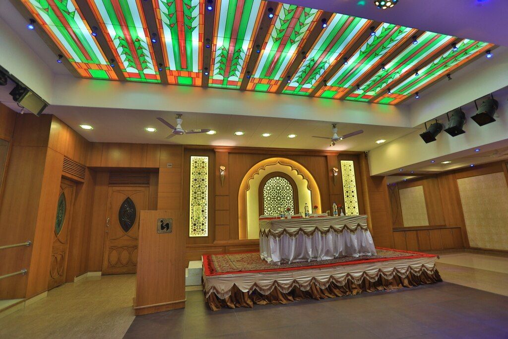 undefined Hotel Niky international 9
