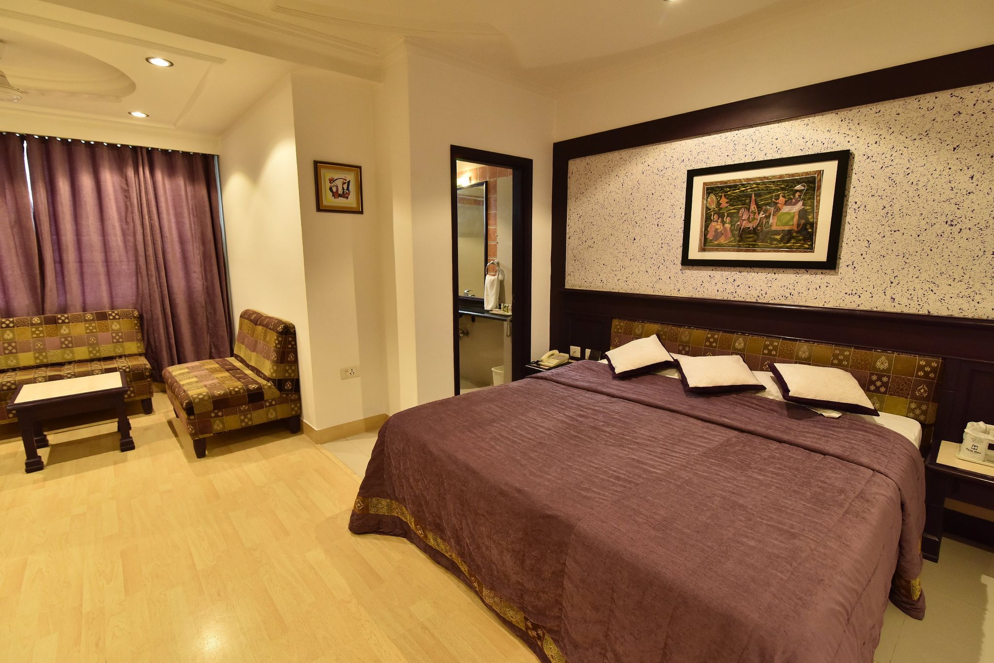 Hotel Niky international Deluxe Twin Bed Room 3