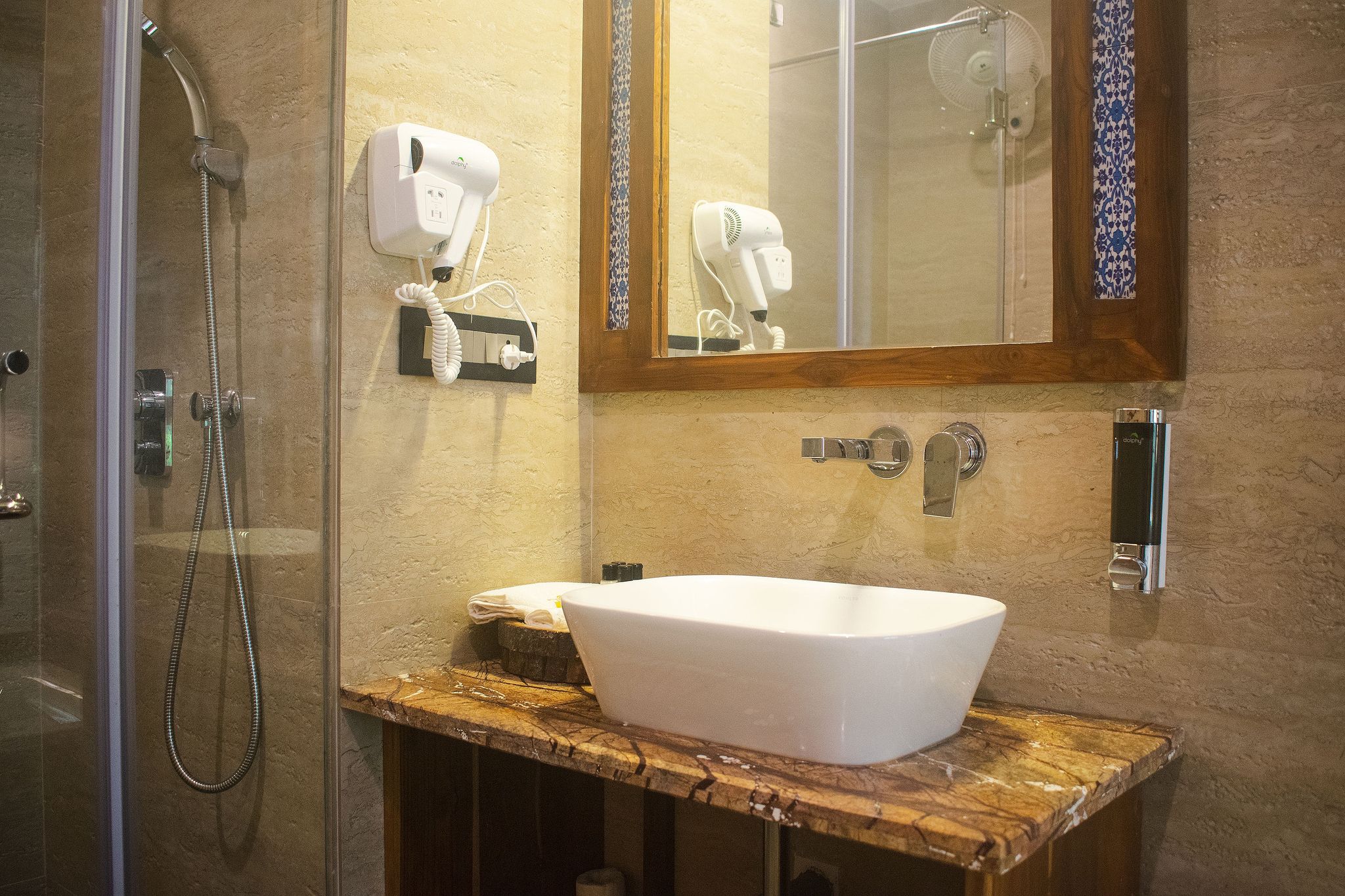 Altrude By The Sea Luxury rooms with Garden view 7