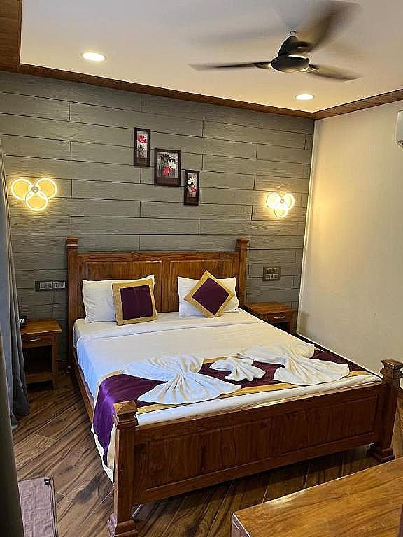 Bay Boutique Calangute by Neh