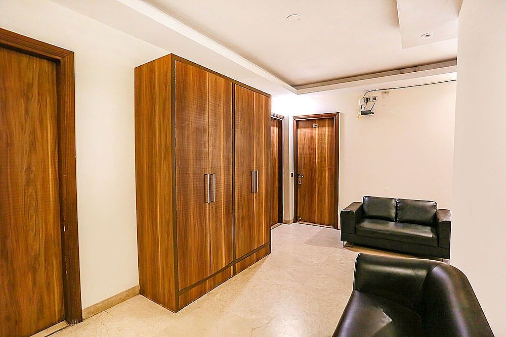  FabHotel Royal Touch