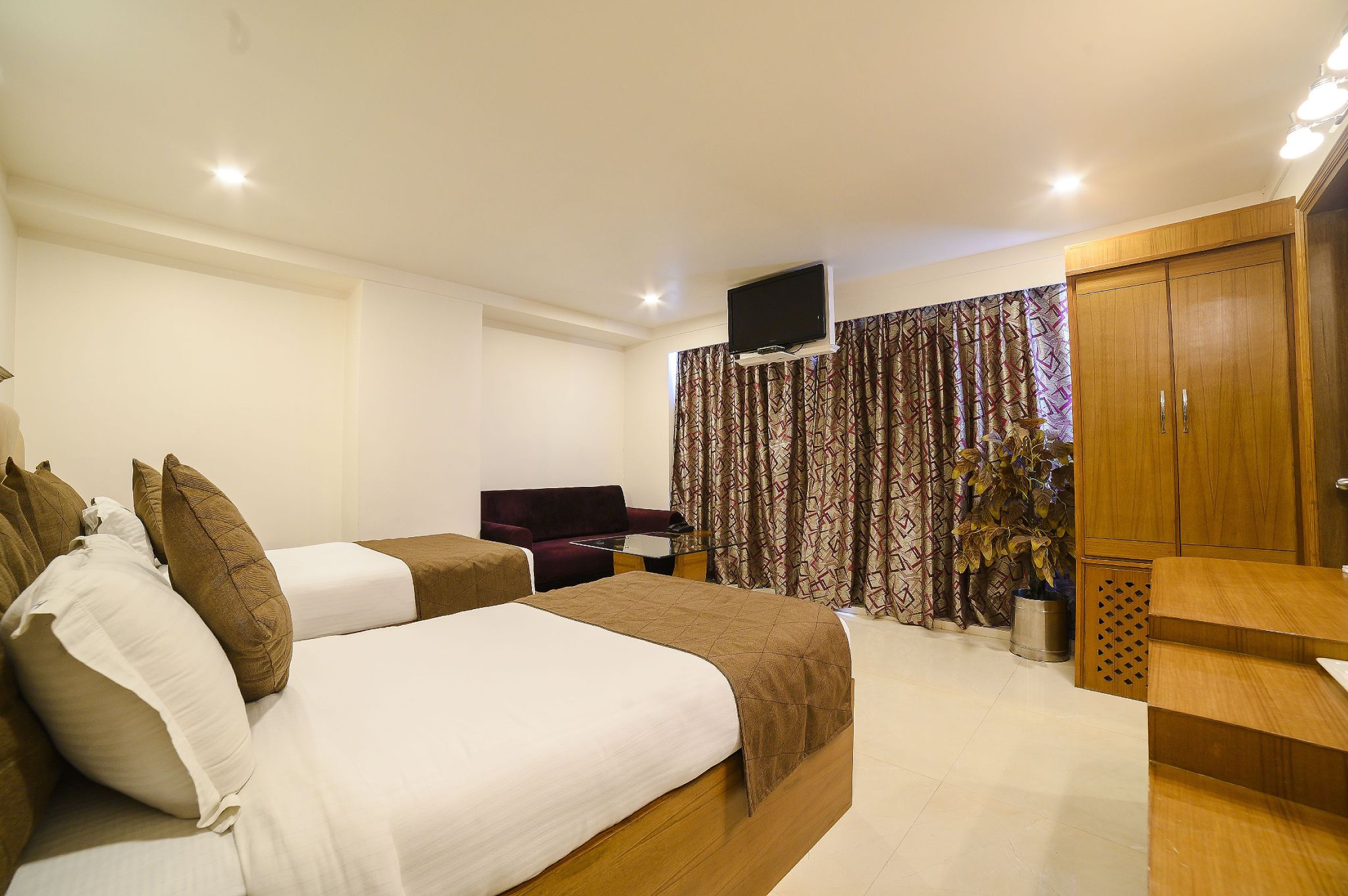 Deluxe Double Bed Room