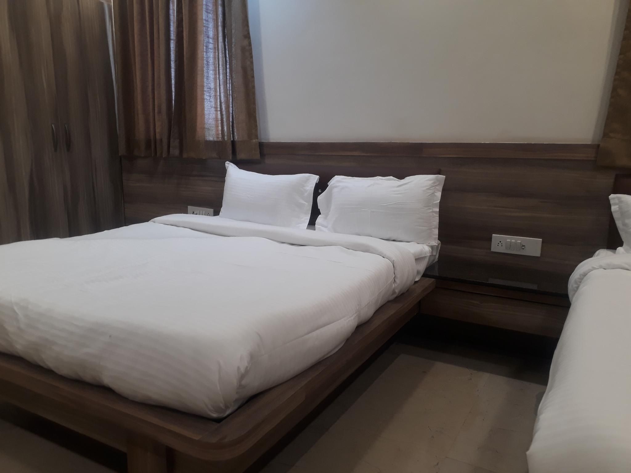 Hotel Ajmer Grand Deluxe King