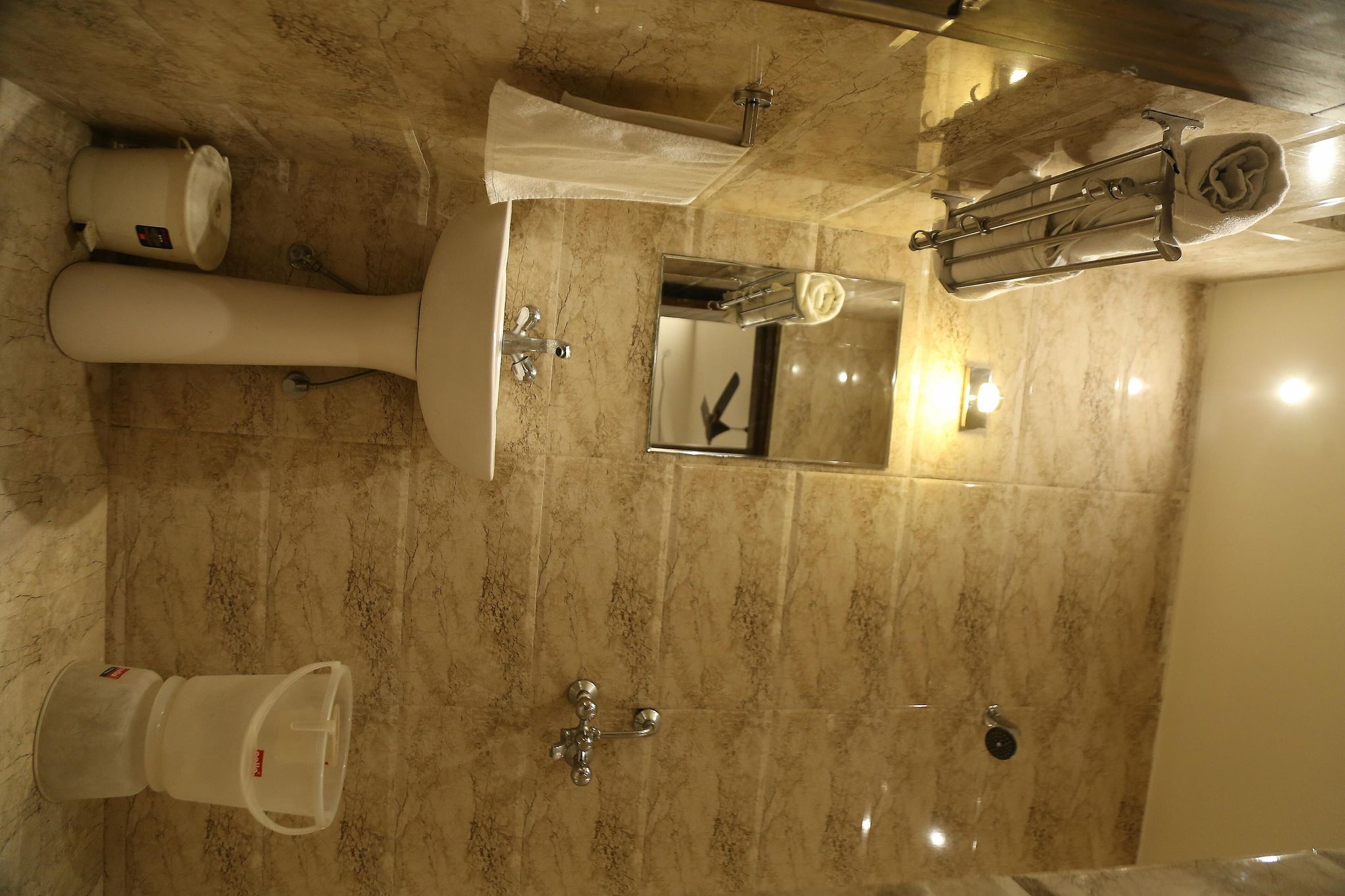 Hotel Ajmer Grand Executive Double Bedroom 3