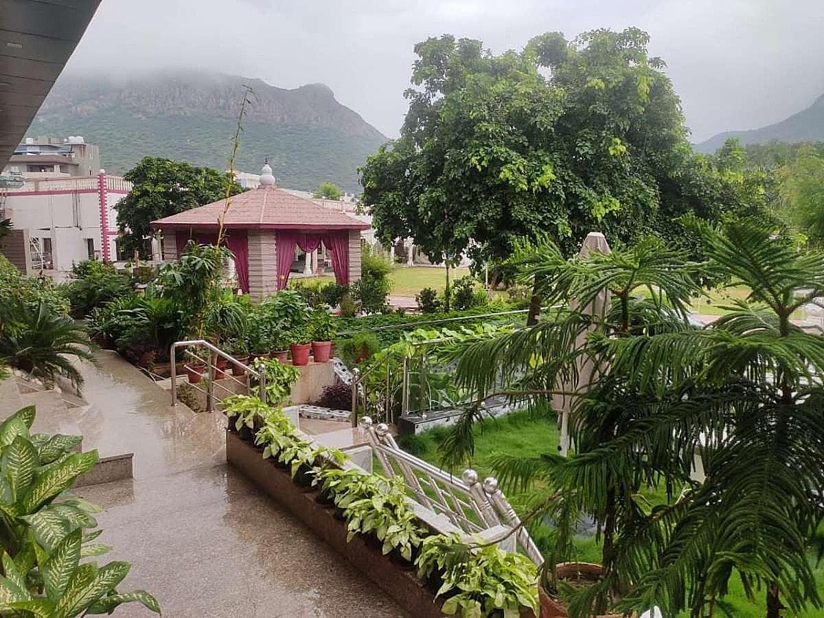 undefined Hotel City Pride Garden 10