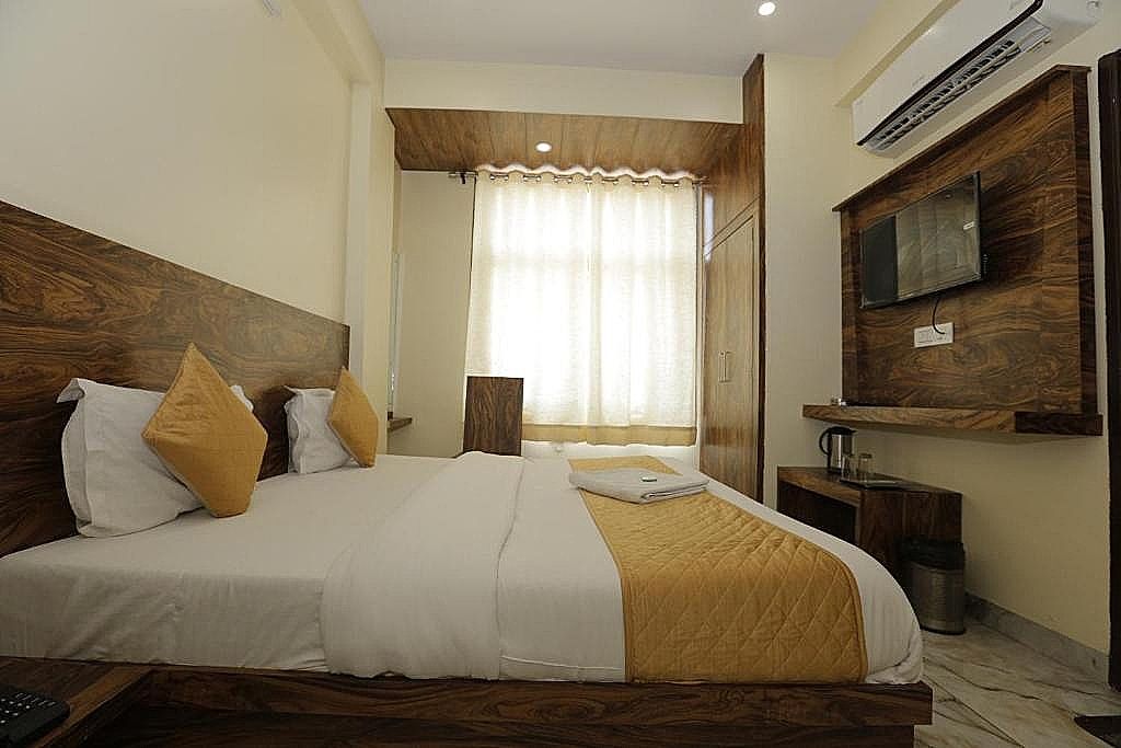 Hotel Raas Palace Deluxe Room 25