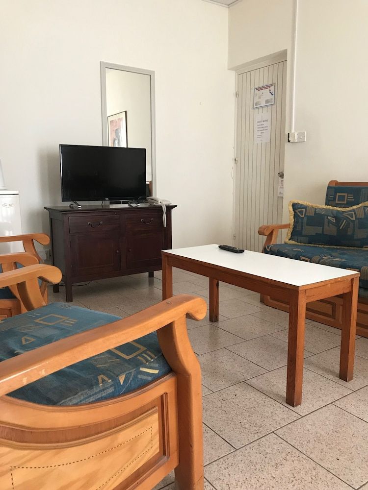 undefined Daphne Hotel Apartments 6