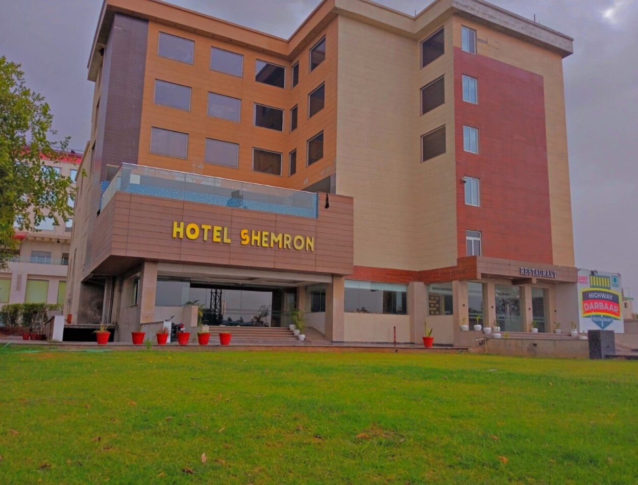 Hotel Shemron