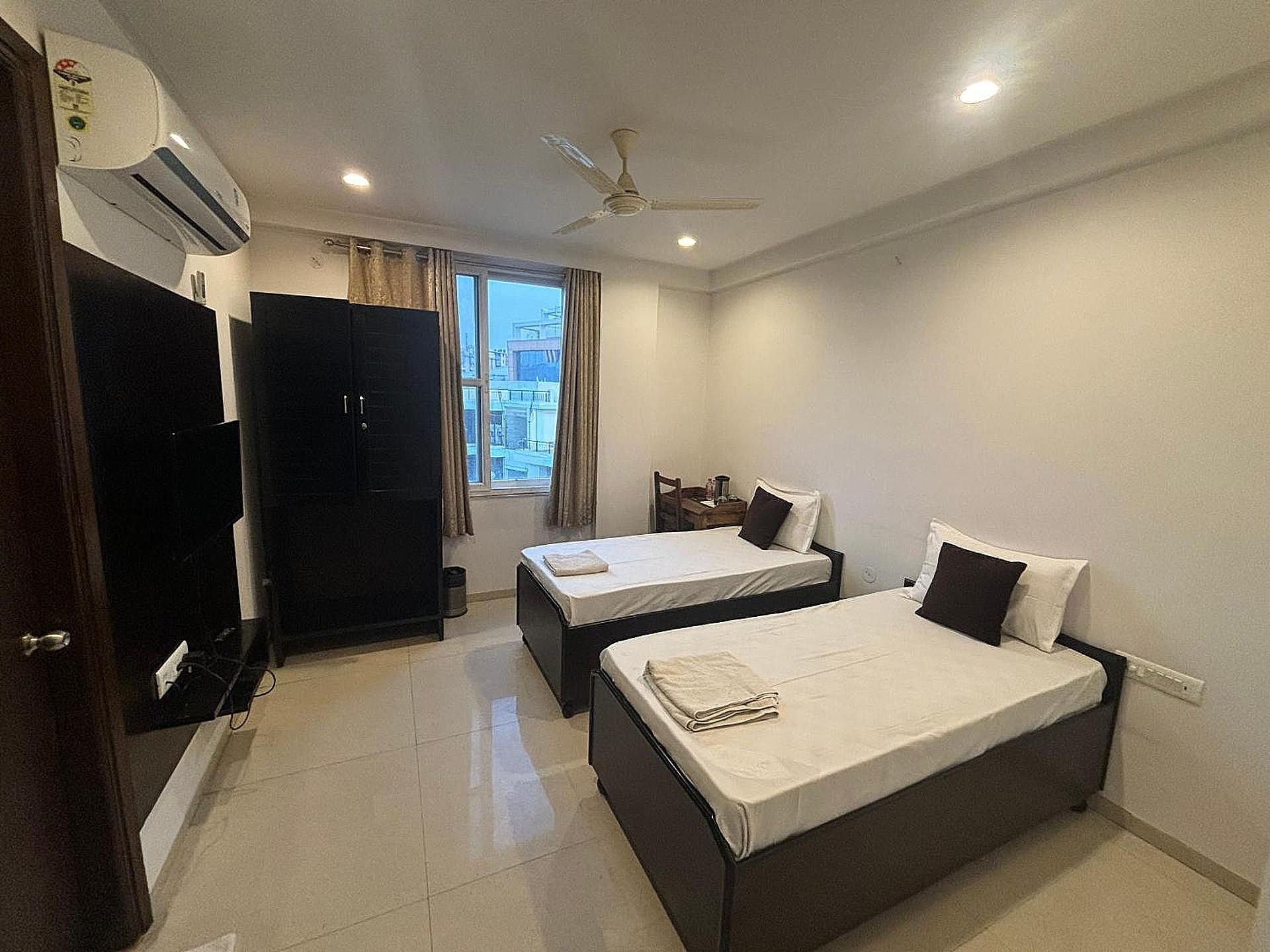 Hotel Life Inn Deluxe Room 18